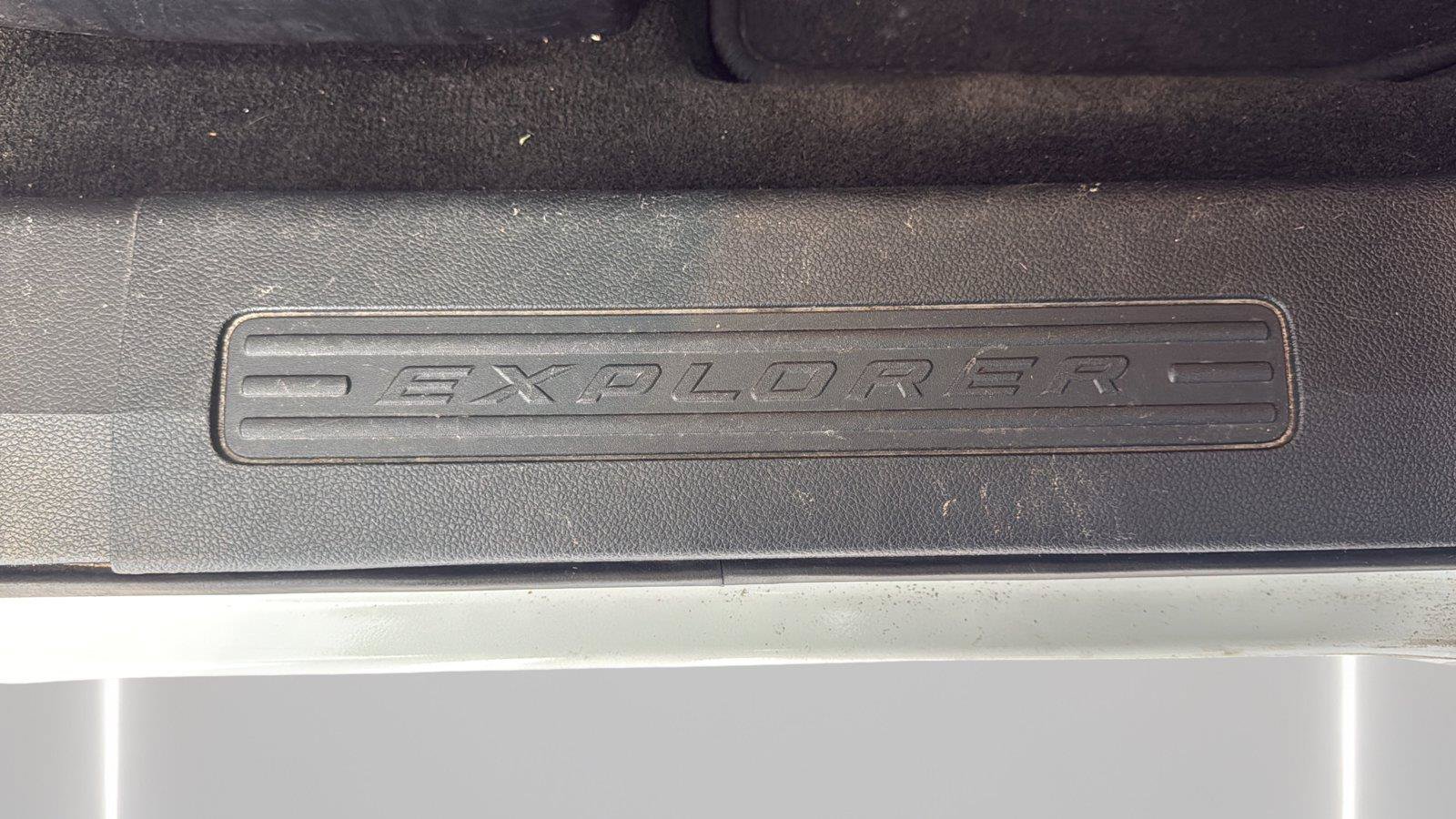 Used 2017 Ford Explorer 4WD image 29