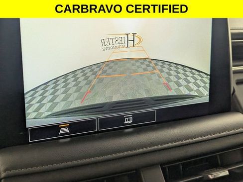 Used 2021 Chevrolet Suburban LT AWD/4WD image 21