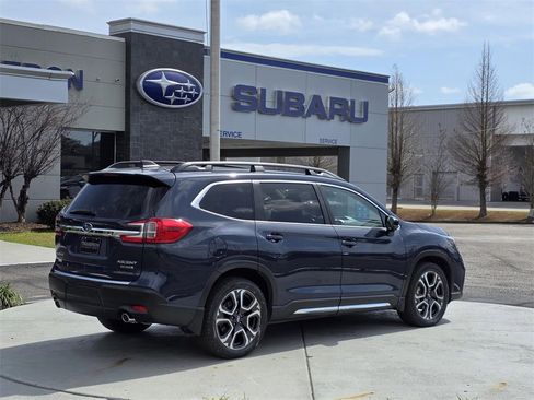 Used 2024 Subaru Ascent Limited w/ Technology Package image 5