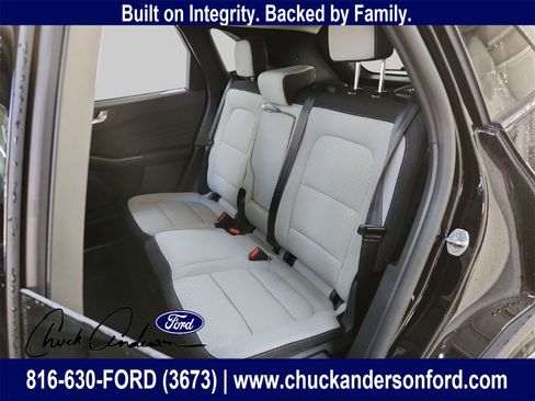 New 2025 Ford Escape Active w/ Active Premium Tech Pack image 12