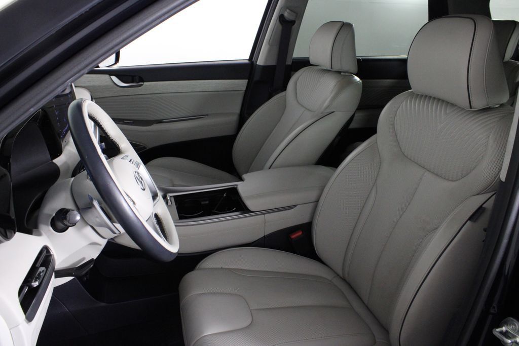 Certified 2024 Hyundai Palisade Calligraphy AWD/4WD image 22