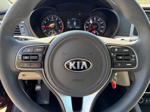 Used 2016 Kia Optima LX image 22