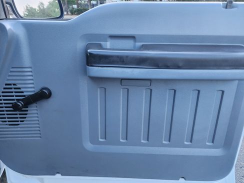 Used 2011 Ford F250 XL image 10
