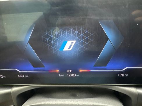 Used 2023 BMW i4 eDrive35 RWD image 61