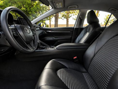 Used 2023 Toyota Camry SE w/ Convenience Package FWD image 20