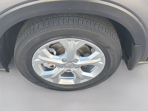 Certified 2024 Honda HR-V LX image 35