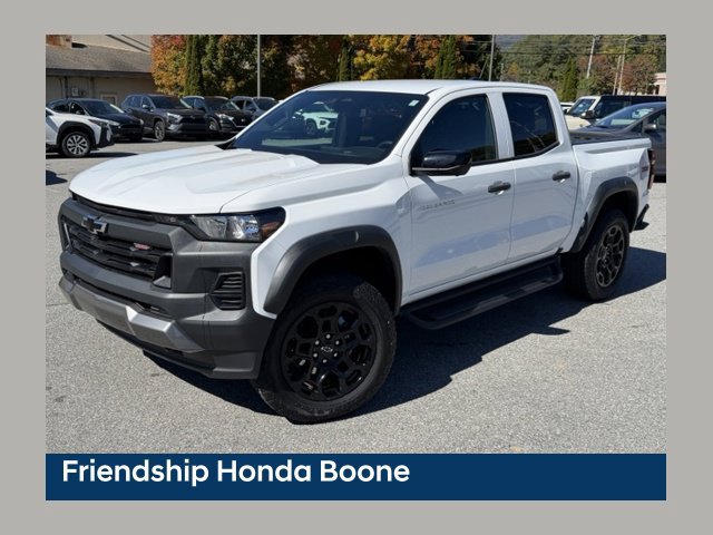 Used 2026 Chevrolet Colorado Trail Boss AWD/4WD image 1
