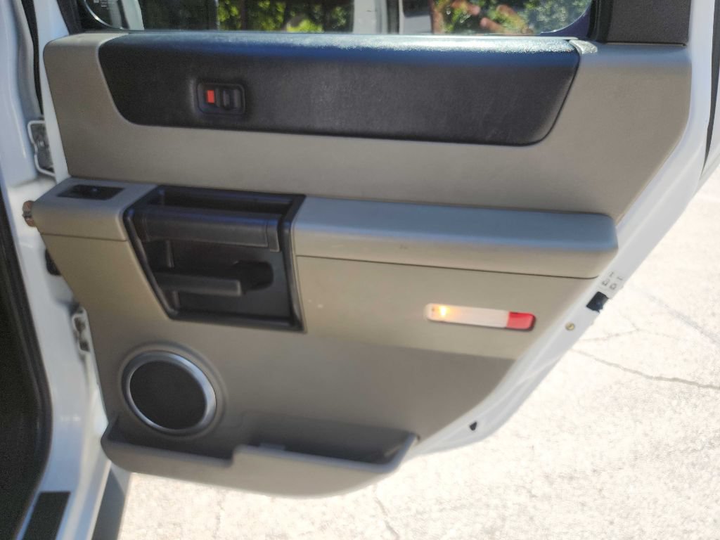 Used 2007 HUMMER H2 SUT AWD/4WD image 33
