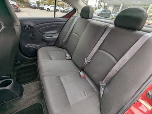 Used 2017 Nissan Versa S Plus image 18