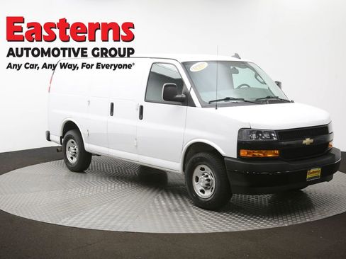 Used 2021 Chevrolet Express 2500 image 47