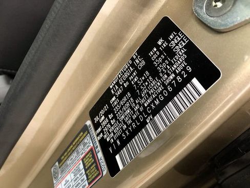 Used 2021 Kia Sorento S w/ Panoramic Sunroof Package AWD/4WD image 32