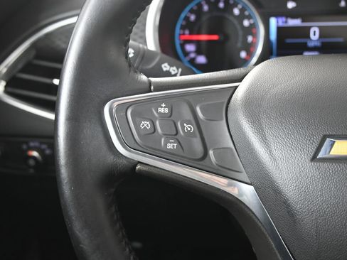 Used 2017 Chevrolet Malibu LT image 34