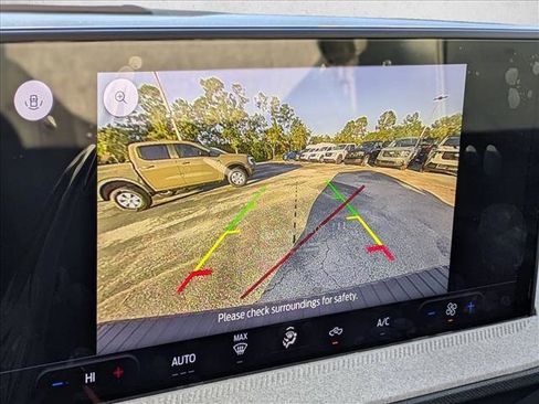 New 2025 Ford Maverick XLT image 12