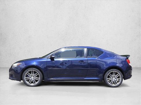 Used 2011 Scion tC FWD image 8