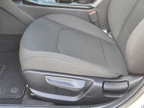 New 2026 Kia K4 LXS FWD image 17