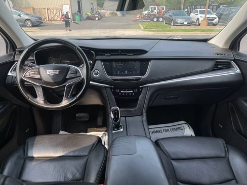 Used 2018 Cadillac XT5 Luxury FWD image 21