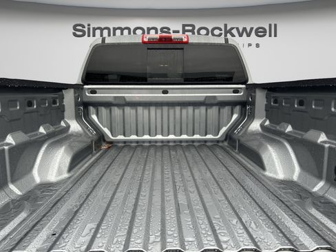 New 2026 GMC Canyon Elevation w/ Convenience Package image 17