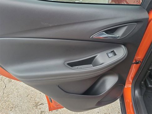 Used 2023 Buick Encore GX Essence w/ Experience Buick Package image 15