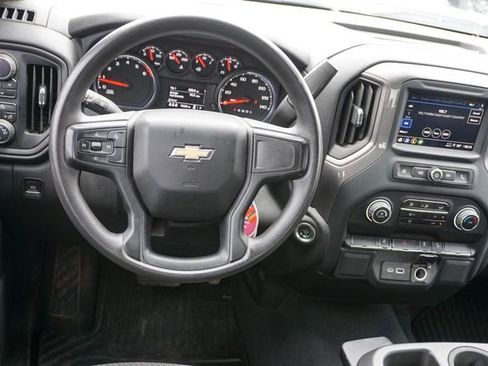 Used 2024 Chevrolet Silverado 2500 Custom w/ Z71 Off-Road Package AWD/4WD image 11