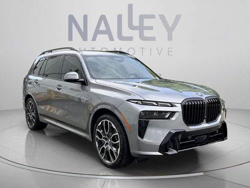 New 2026 BMW X7 xDrive40i w/ M Sport Package AWD/4WD image 5