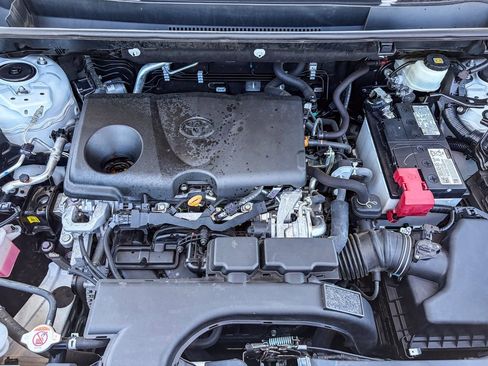 Used 2021 Toyota RAV4 XLE FWD image 56