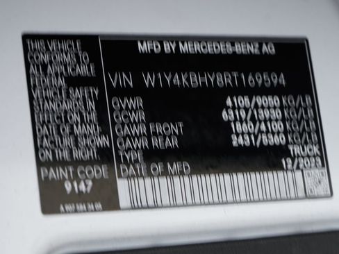 Used 2024 Mercedes-Benz Sprinter 2500 image 46