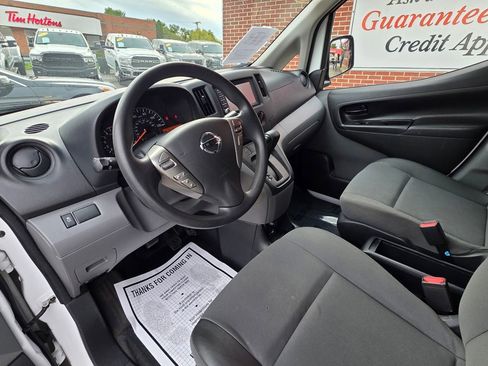Used 2021 Nissan NV200 S image 16