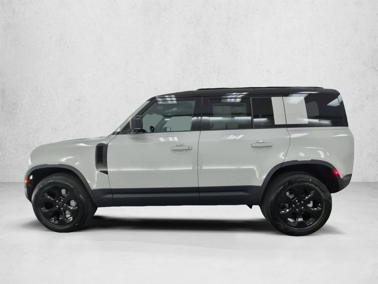 New 2026 Land Rover Defender 110 S AWD/4WD image 5