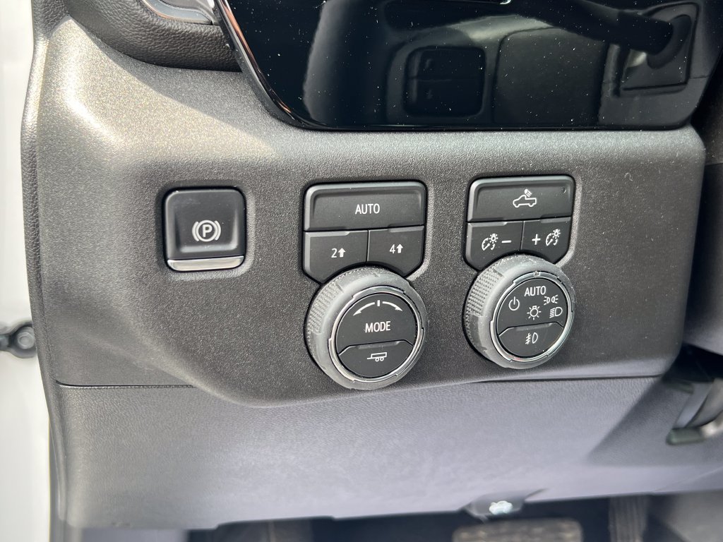 Used 2026 Chevrolet Silverado 1500 RST AWD/4WD image 19