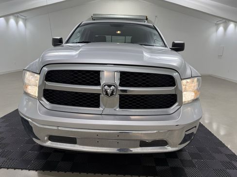 Used 2017 RAM 1500 Classic SLT image 2