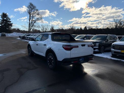 Used 2025 Hyundai Santa Cruz SEL image 3