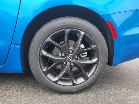 New 2026 Chrysler Pacifica Select image 9