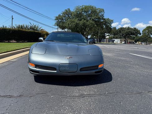 Used 2003 Chevrolet Corvette Convertible w/ Preferred Equipment Group1 image 12