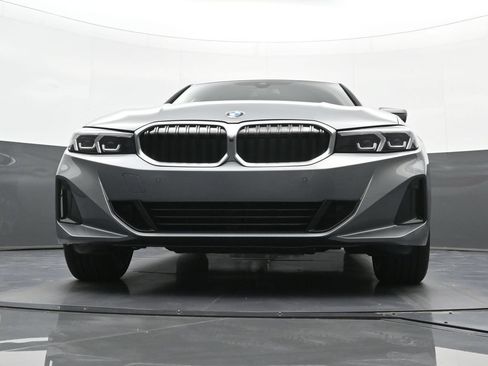 Used 2025 BMW 330i xDrive Sedan AWD/4WD image 22