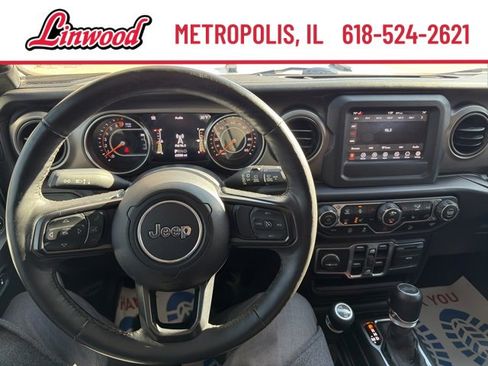 Used 2020 Jeep Wrangler Unlimited Sport image 2