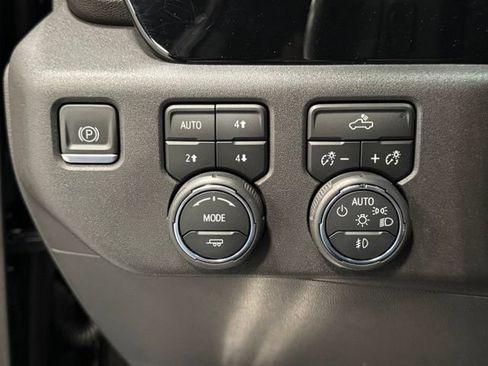 Used 2023 Chevrolet Silverado 1500 LT Trail Boss w/ Protection Package AWD/4WD image 14