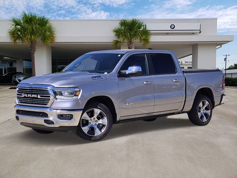 Used 2024 RAM 1500 Laramie AWD/4WD image 1