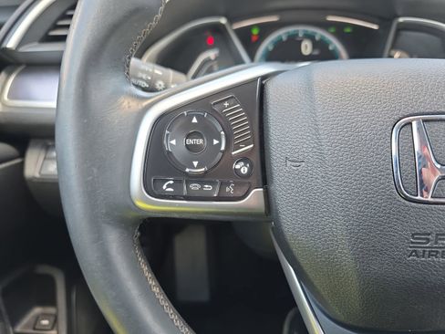 Used 2017 Honda Civic Touring image 16