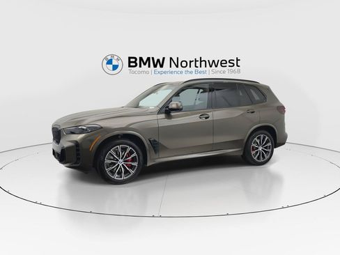 New 2026 BMW X5 xDrive40i w/ M Sport Package AWD/4WD image 10