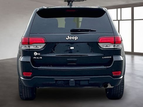 Used 2022 Jeep Grand Cherokee Laredo E image 5