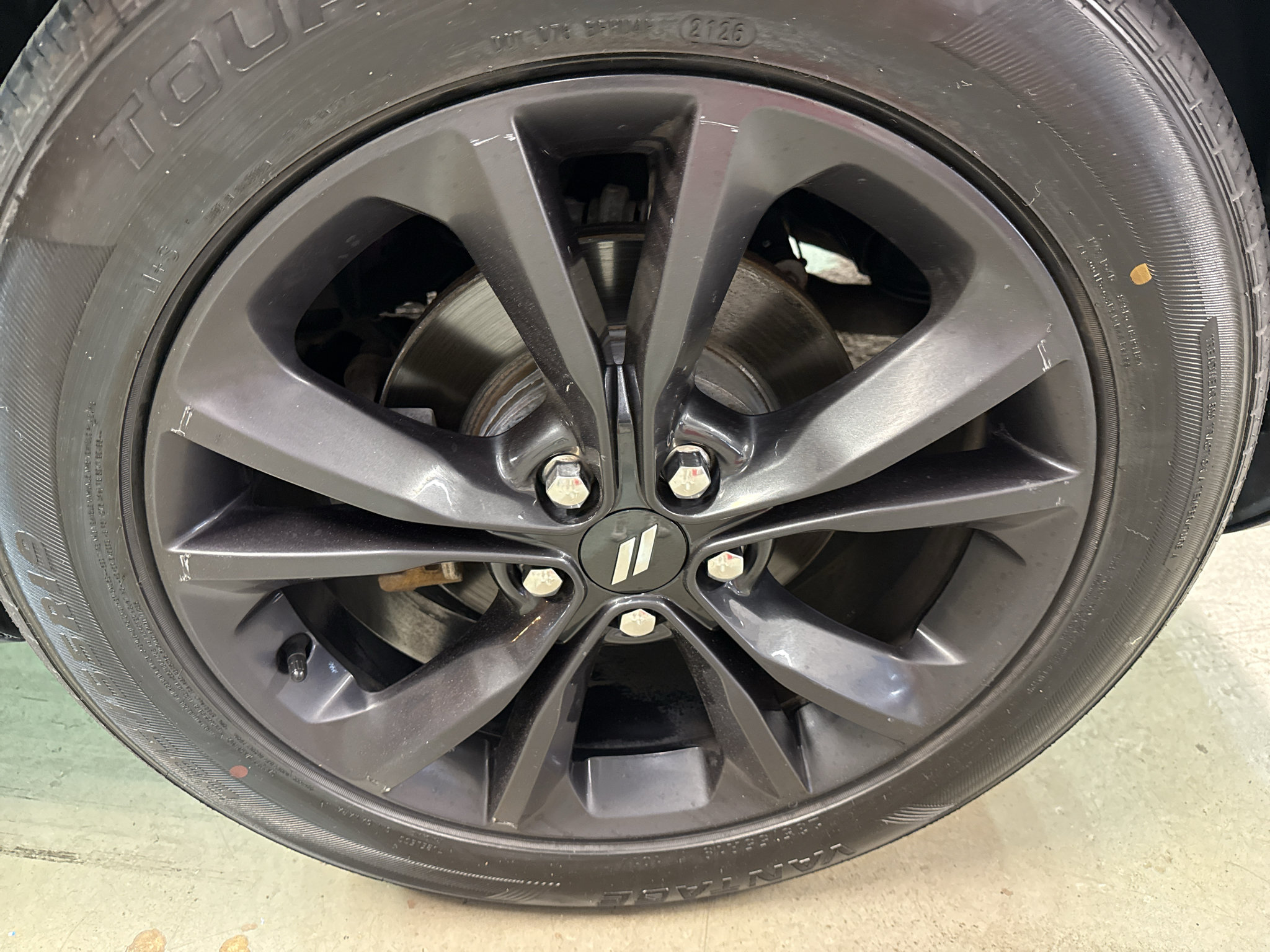 Used 2020 Dodge Challenger GT w/ Blacktop Package AWD/4WD image 32
