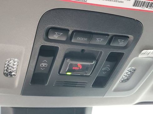 Used 2023 Toyota Camry XSE w/ Navigation Package FWD image 29
