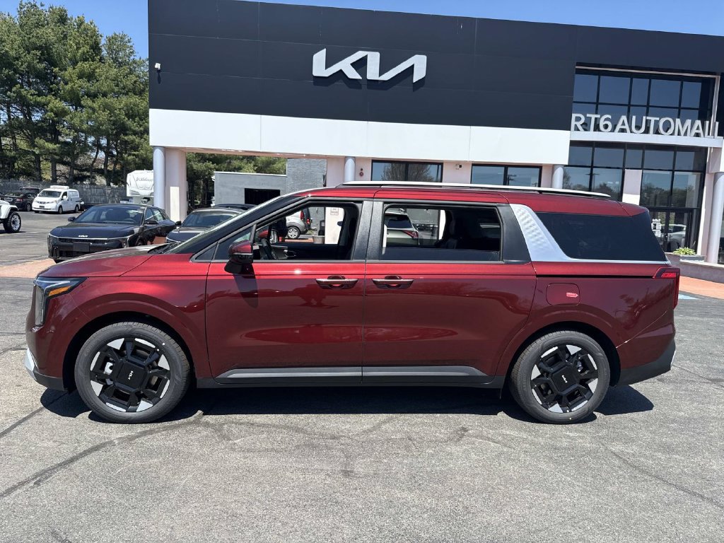 New 2026 Kia Carnival EX FWD image 2