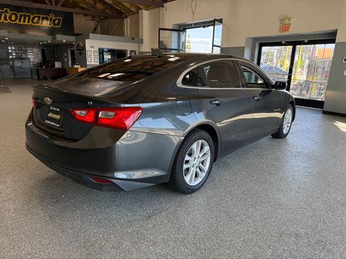 Used 2016 Chevrolet Malibu LT FWD image 7