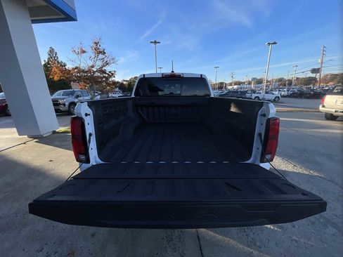 Certified 2025 Chevrolet Colorado ZR2 w/ Technology Package image 27