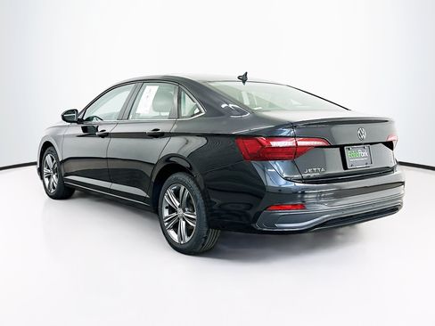 Used 2024 Volkswagen Jetta SE FWD image 5