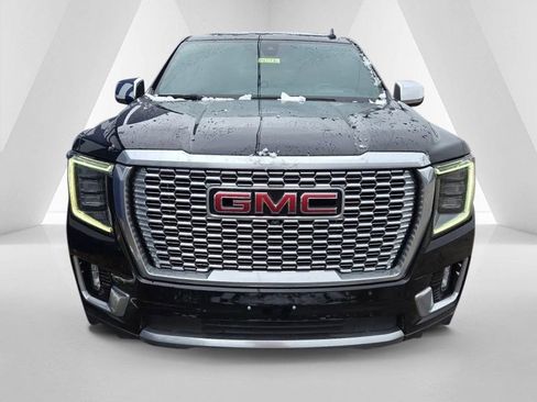 Used 2021 GMC Yukon XL Denali image 2
