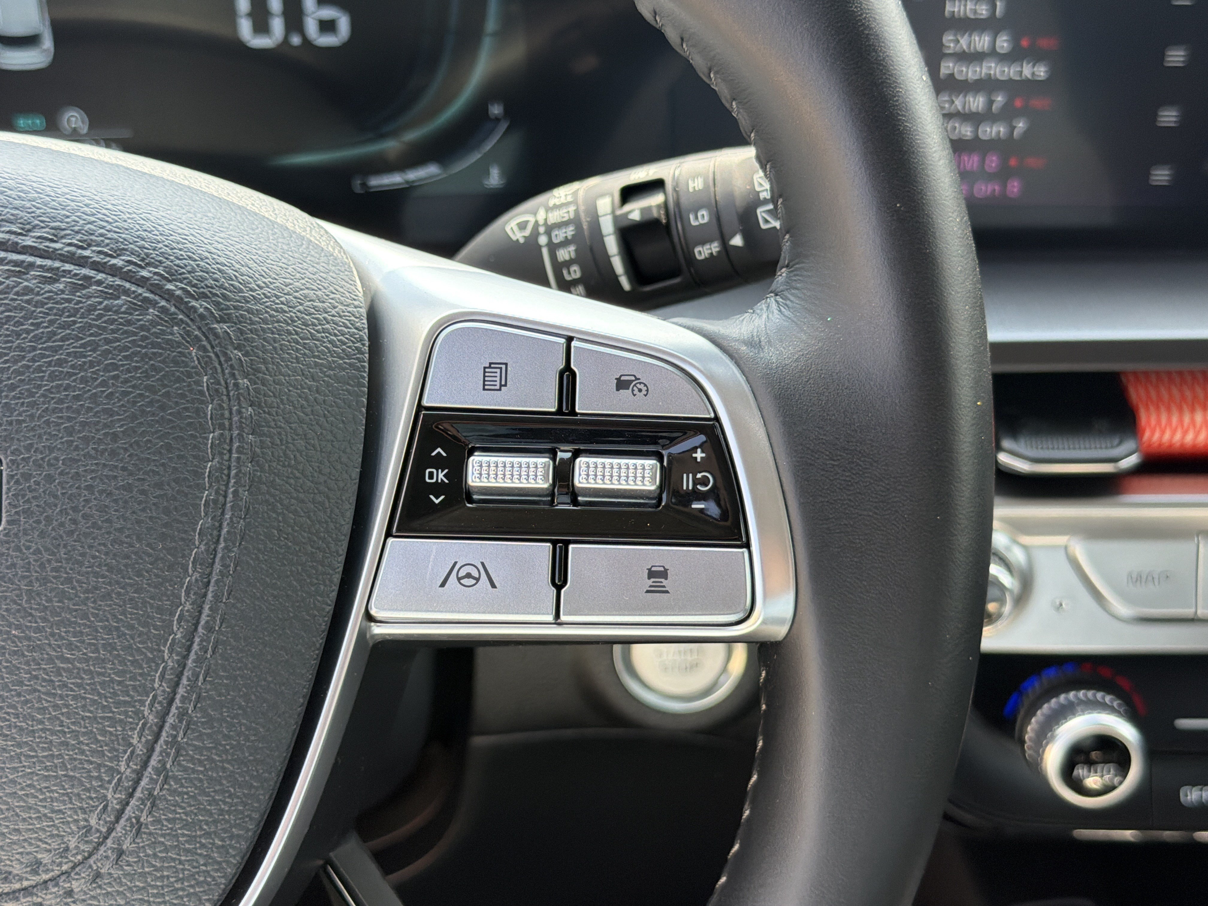 Used 2025 Kia Telluride S FWD image 26