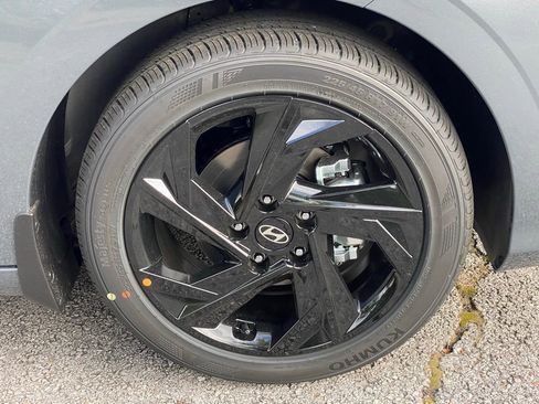 New 2026 Hyundai Elantra Sport FWD image 37