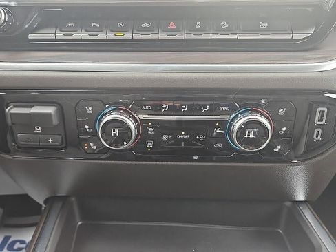 New 2026 GMC Sierra 1500 SLT w/ SLT Premium Plus Package image 23